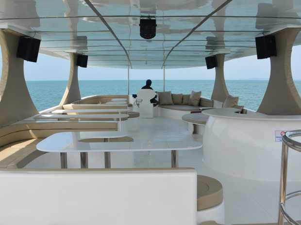 spy-75 Interior Pictures 4